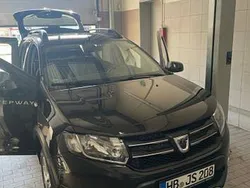Schwarz Gebraucht 2015 Dacia Sandero Prestige Kleinwagen | 5.900 € (Guter Preis)