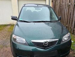 Grün Gebraucht 2005 Mazda 2 Kleinwagen | 1.500 € (Etwas zu teuer)