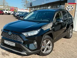 Tiefschwarz mica metallic Gebraucht 2020 Toyota RAV4 Hybrid Plus SUV | 29.990 € (Fairer Preis)