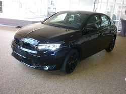 Schwarz Gebraucht 2024 Opel Corsa Limousine | 20.490 € (Fairer Preis)