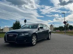 Blau Gebraucht 2011 Audi A4 Comfort Kombi | 6.999 € (Guter Preis)