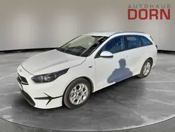 Weiß Neu 2025 Kia Ceed Sportswagon Vision Kombi | 22.390 € (Guter Preis)