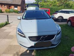 Blau Gebraucht 2018 Volvo V40 Kinetic Kombi | 16.000 € (Fairer Preis)