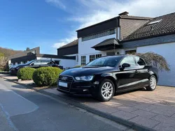Schwarz Gebraucht 2015 Audi A3 Ambition Limousine | 11.900 € (Fairer Preis)