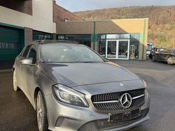 Grau Gebraucht 2017 Mercedes A180 Limousine | 10.970 € (Guter Preis)