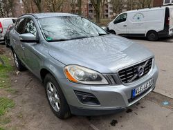 Grau Gebraucht 2009 Volvo XC60 Momentum SUV | 6.799 € (Fairer Preis)