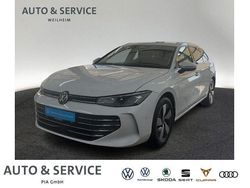 Weiß Gebraucht 2025 VW Passat Business Kombi | 32.990 € (Etwas zu teuer)