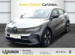 Dolomitgrau Gebraucht 2024 Renault Megane E-Tech Limousine | 29.795 € (Superpreis)