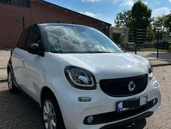 Weiß Gebraucht 2015 Smart ForFour Passion Kleinwagen | 6.700 € (Fairer Preis)