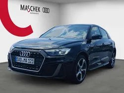 Mythosschwarz Gebraucht 2025 Audi A1 Sportback S-Line Kleinwagen | 27.888 € (Superpreis)