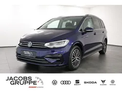 Blau Gebraucht 2024 VW Touran R-line Van / Kleinbus | 39.940 € (Etwas zu teuer)