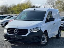 Weiß Gebraucht 2022 Mercedes Citan 110 Van / Kleinbus | 19.990 € (Fairer Preis)