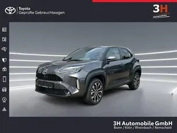 Marlingrau metallic Gebraucht 2023 Toyota Yaris Hybrid Connect Style | 23.890 € (Guter Preis)