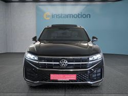 Schwarz Gebraucht 2023 VW Touareg SUV | 67.299 € (Teuer)