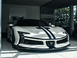 Weiß Neu 2025 Ferrari SF90 | 589.000 €