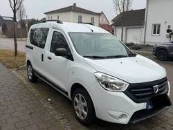 Weiß Gebraucht 2016 Dacia Dokker Comfort Van | 6.499 € (Guter Preis)