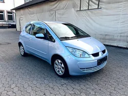Blau Gebraucht 2006 Mitsubishi Colt Invite Kleinwagen | 2.300 € (Etwas zu teuer)