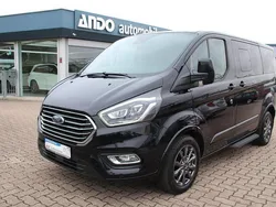 Schwarz Gebraucht 2020 Ford Tourneo Custom Titanium Kombi | 21.800 €