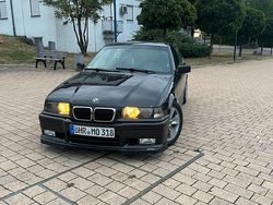 Schwarz Gebraucht 2000 BMW 316 Kleinwagen | 4.799 €