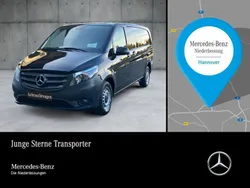Schwarz Gebraucht 2021 Mercedes Vito Van / Kleinbus | 22.943 € (Fairer Preis)