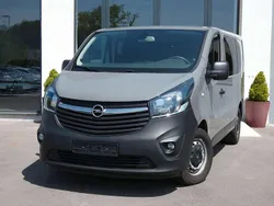 Grau Gebraucht 2016 Opel Vivaro Van | 17.750 € (Teuer)