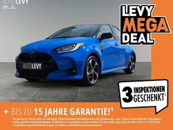 Neptune blue 8t6/ black 202 Gebraucht 2024 Toyota Yaris Hybrid Edition Kleinwagen | 26.498 € (Fairer Preis)
