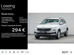 Moonweiß perleffekt Gebraucht 2024 Skoda Karoq Selection SUV | 30.649 € (Fairer Preis)