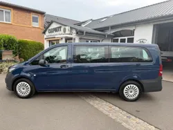 Blau Gebraucht 2021 Mercedes Vito Van / Kleinbus | 33.999 € (Fairer Preis)