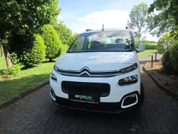 Lack weiss banquise/typ aussen Gebraucht 2020 Citroën Berlingo Feel Van / Kleinbus | 15.900 € (Etwas zu teuer)