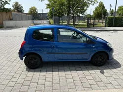 Blau Gebraucht 2009 Renault Twingo Authentique Kleinwagen | 1.599 € (Fairer Preis)