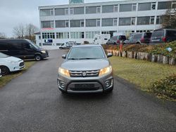 Grau Gebraucht 2016 Suzuki Vitara Comfort SUV | 14.578 € (Fairer Preis)