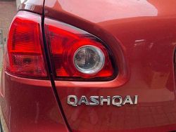 Rot Gebraucht 2007 Nissan Qashqai Acenta SUV | 5.300 € (Fairer Preis)