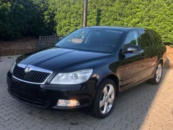 Schwarz Gebraucht 2010 Skoda Octavia Classic Kombi | 3.980 € (Guter Preis)