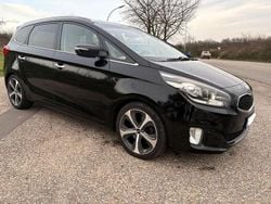 Schwarz Gebraucht 2014 Kia Carens Spirit Van / Kleinbus | 5.999 € (Fairer Preis)