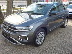 Grau Neu 2024 VW T-Roc Style SUV | 31.480 € (Superpreis)