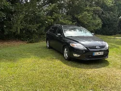 Schwarz Gebraucht 2010 Ford Mondeo Kombi | 2.190 € (Guter Preis)