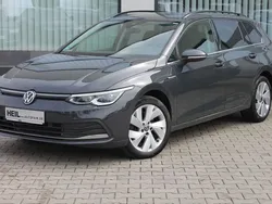 Grau Gebraucht 2021 VW Golf VIII Style Kombi | 19.998 € (Guter Preis)