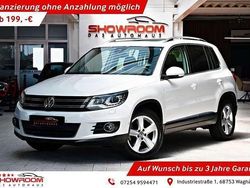 Weiß Gebraucht 2015 VW Tiguan Sportline SUV | 14.100 € (Etwas zu teuer)