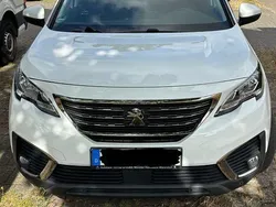 Weiß Gebraucht 2018 Peugeot 5008 Active Van / Kleinbus | 13.500 €