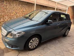 Blau Gebraucht 2013 Mercedes B180 Van / Kleinbus | 9.999 € (Guter Preis)