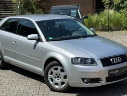 Silbersee/lichtsilber Gebraucht 2003 Audi A3 Attraction Kleinwagen | 6.990 €