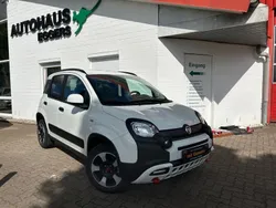 Colore esterno (weiss) Gebraucht 2024 Fiat Panda Cross Cross Kleinwagen | 13.950 € (Fairer Preis)