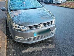 Grau Gebraucht 2014 VW Polo Kleinwagen | 8.600 €