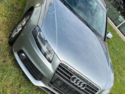 Grau Gebraucht 2010 Audi A4 Kombi | 6.950 € (Guter Preis)
