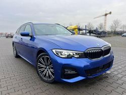 Blau Gebraucht 2021 BMW 320 M Sport Kombi | 18.900 € (Superpreis)