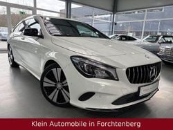 Weiß Gebraucht 2016 Mercedes CLA180 Shooting Brake Kombi | 14.990 € (Fairer Preis)