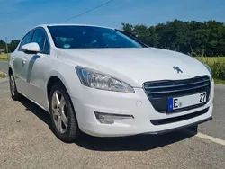 Weiß Gebraucht 2012 Peugeot 508 Access Limousine | 5.499 €