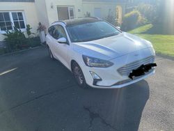 Weiß Gebraucht 2022 Ford Focus Titanium Kombi | 19.999 € (Fairer Preis)