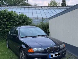 Schwarz Gebraucht 2001 BMW 320 Limousine | 2.000 € (Guter Preis)