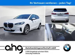 Weiß Gebraucht 2024 BMW 218 Active Tourer Van / Kleinbus | 30.260 € (Fairer Preis)